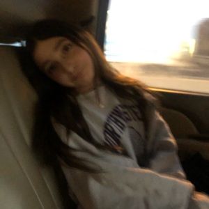 Meet your Posher, Gabrielle